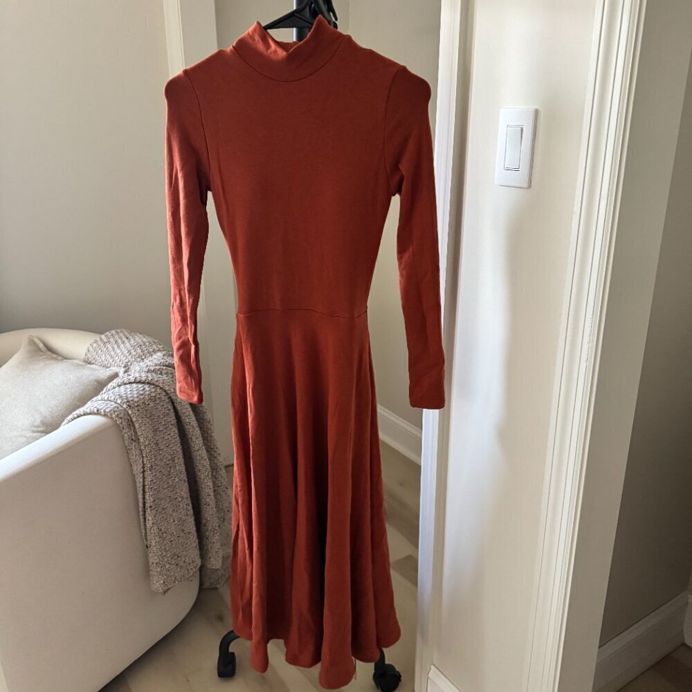 OGL ProWarm Mockneck Midi Dress with Pockets and Built-in Bra - Picture 2 of 4